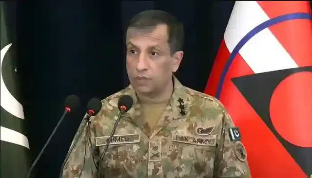 ڈی جی آئی ایس پی آر کی پریس کانفرنس — 10 اکتوبر 2025: خیبرپختونخوا میں دہشت گردی کے خلاف کارروائیوں اور چیلنجز کی تفصیل