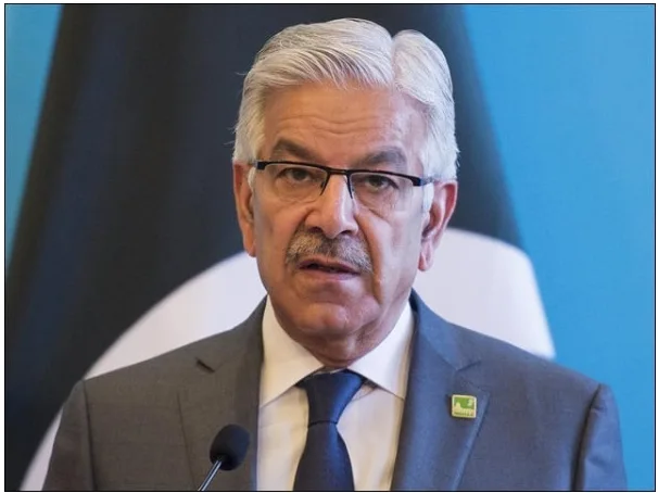 سیالکوٹ میں خواجہ آصف کی وارننگ: افغانستان سے کھلی جنگ